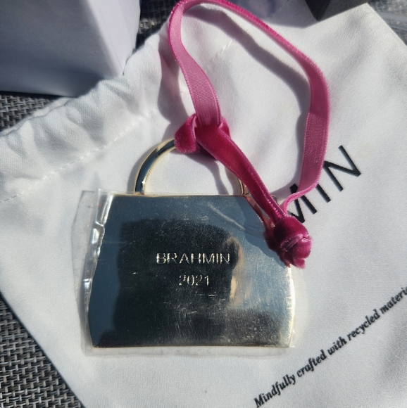 Brahmin Rene Ornament 2021 Collector's Item Sweet pea Pink Leather - Picture 3 of 5